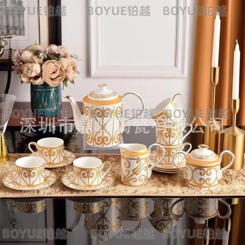 Set di Tazza e Piattino in Cer - Luxury Gift Set recensione e prezzo