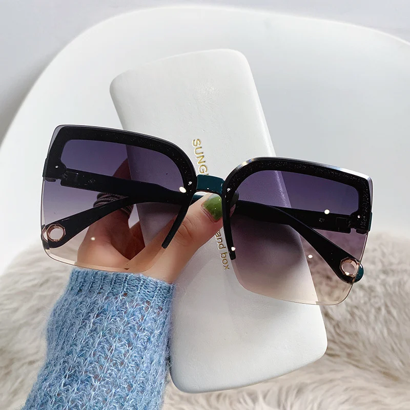 Occhiali da Sole Oversize Uomo - Designer Sunglasses recensione e prezzo