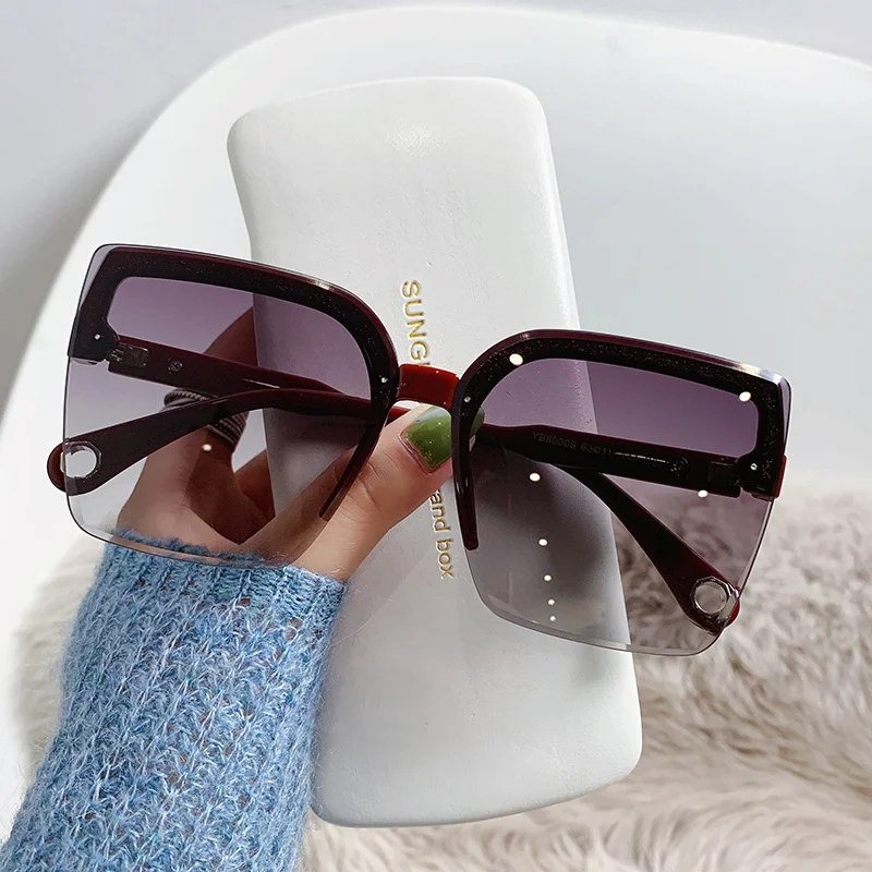 Occhiali da Sole Oversize Uomo - Designer Sunglasses recensione e prezzo