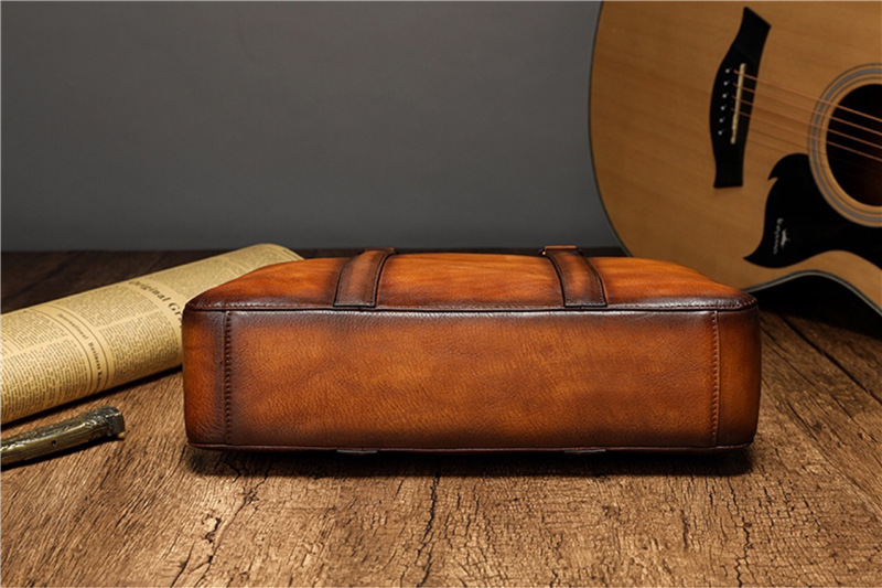 Borsa da lavoro in pelle di al - Leather Briefcase recensione e prezzo