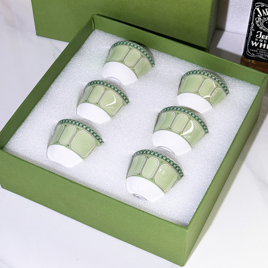 Set di 12 Tazze e Piattini da  - Luxury Gift Set recensione e prezzo