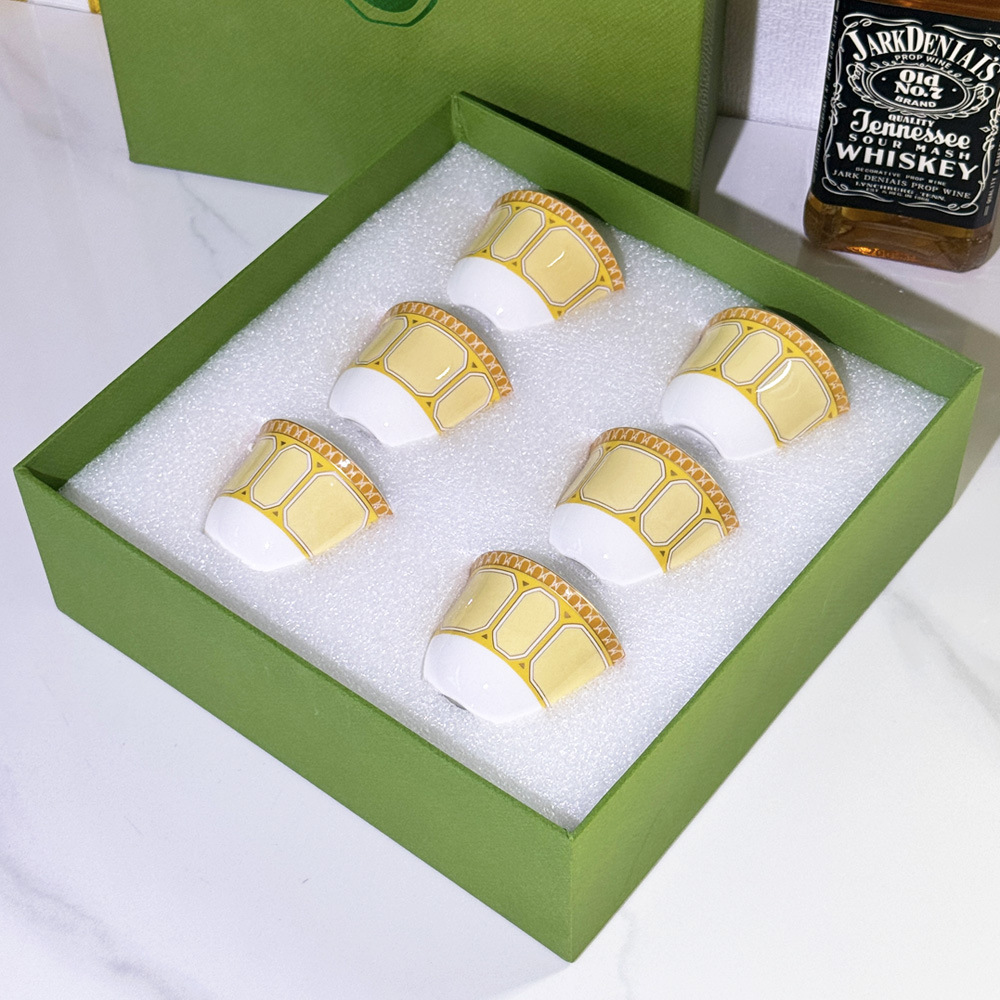 Set di 12 Tazze e Piattini da  - Luxury Gift Set recensione e prezzo