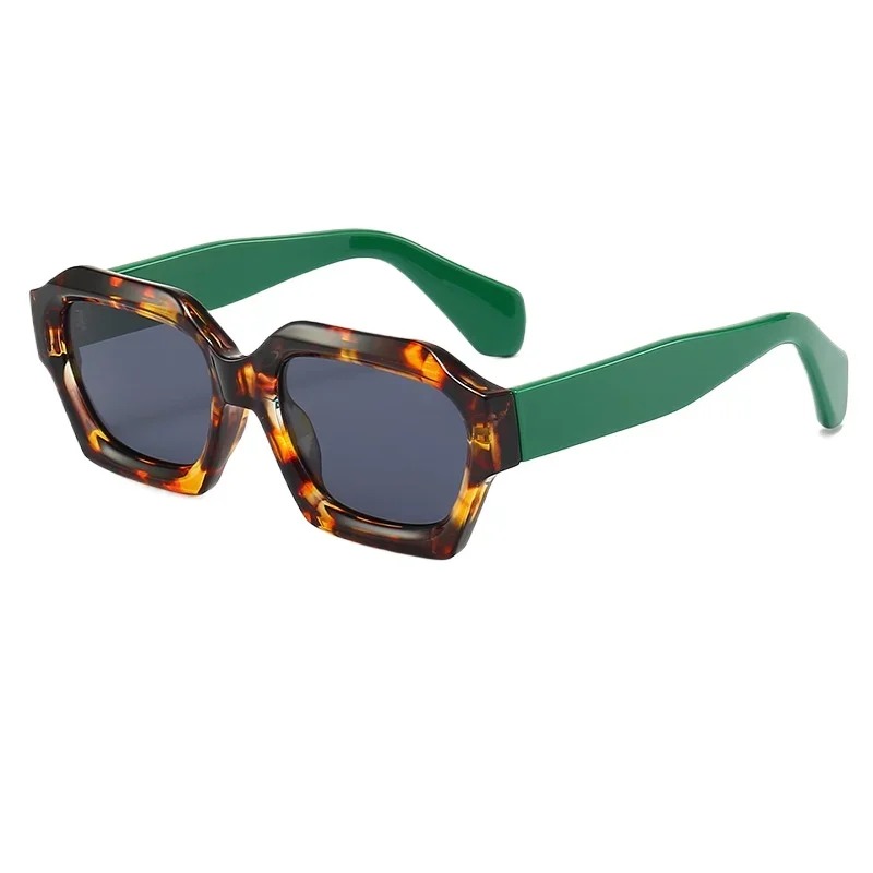 Occhiali da sole quadrati alla - Designer Sunglasses recensione e prezzo