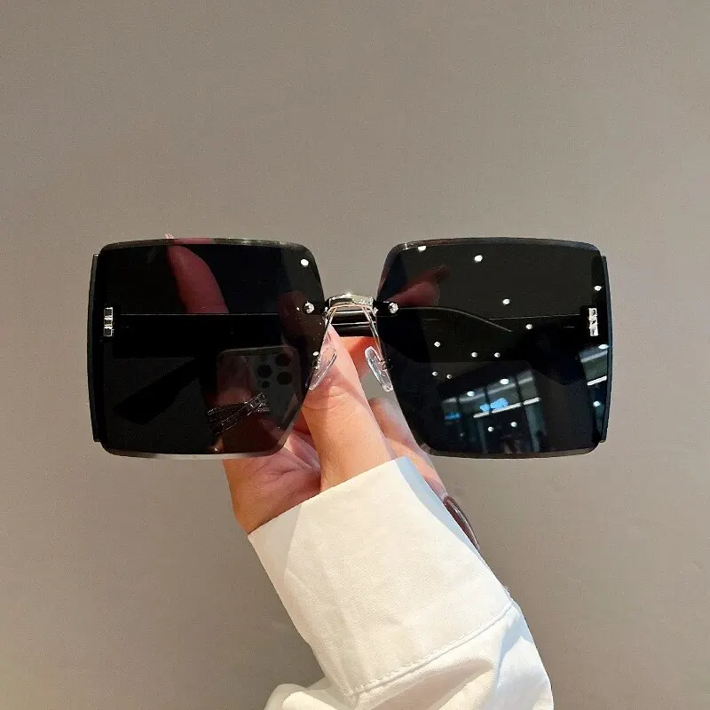 Nuovi Occhiali da Sole Quadrat - Designer Sunglasses recensione e prezzo