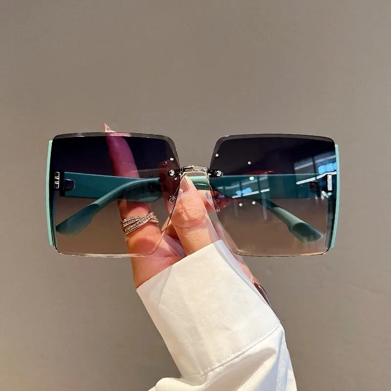 Nuovi Occhiali da Sole Quadrat - Designer Sunglasses recensione e prezzo