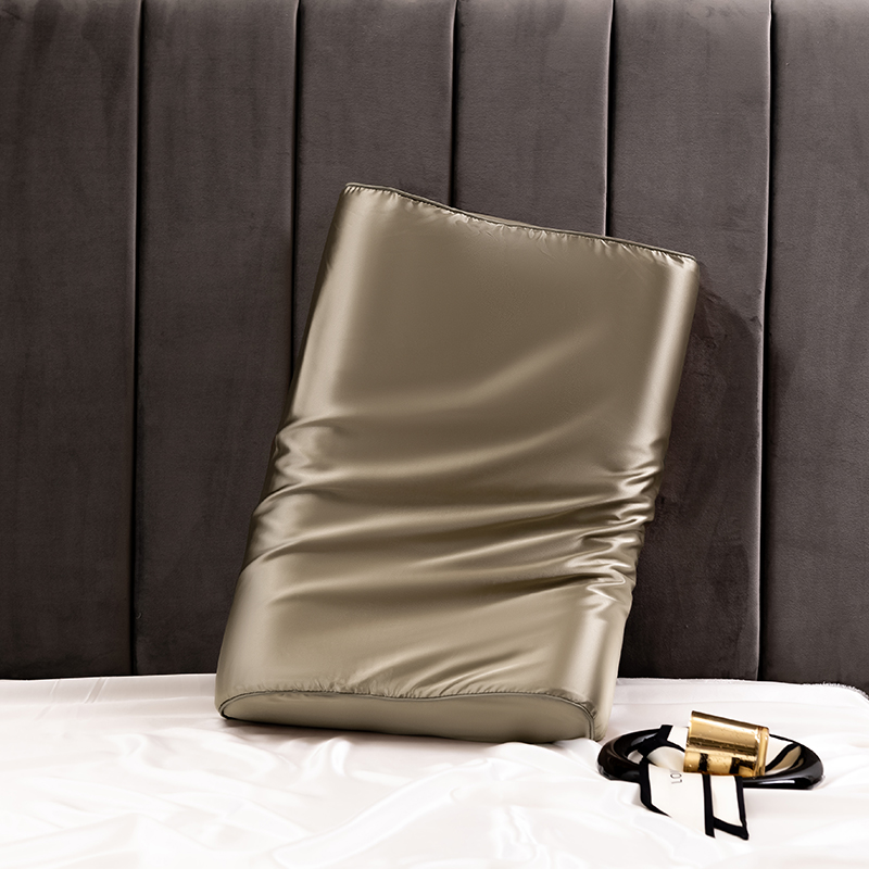 Federa in raso di seta per mem - Silk Pillowcase recensione e prezzo