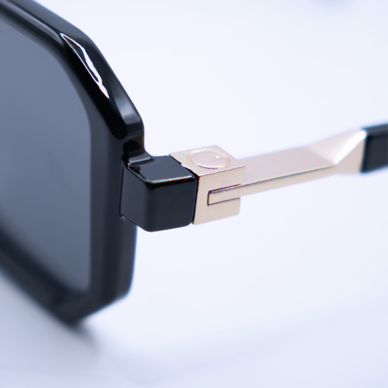 Occhiali da sole neri retrò, u - Sunglasses Uv400 recensione e prezzo