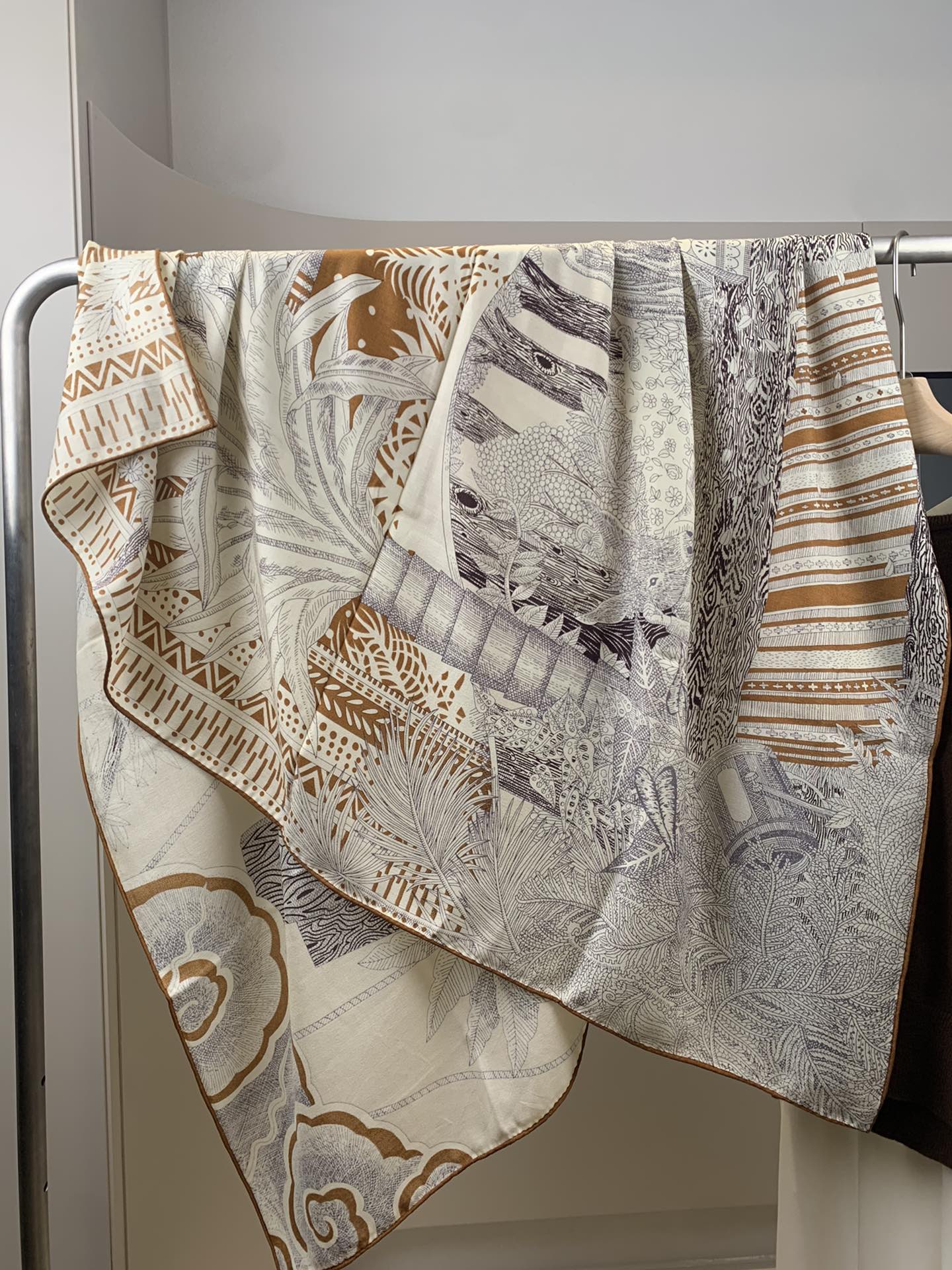 Sciarpa di lana di seta quadra - Cashmere Scarf recensione e prezzo