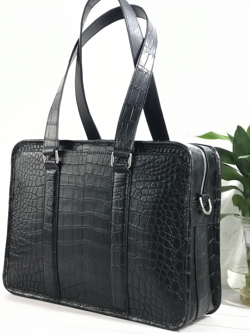 Nuova Borsa per Laptop in Vera - Leather Briefcase recensione e prezzo