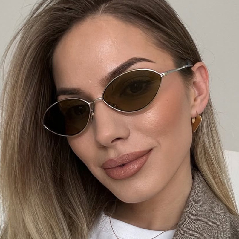Occhiali da Sole Retrò Cat Eye - Designer Sunglasses recensione e prezzo