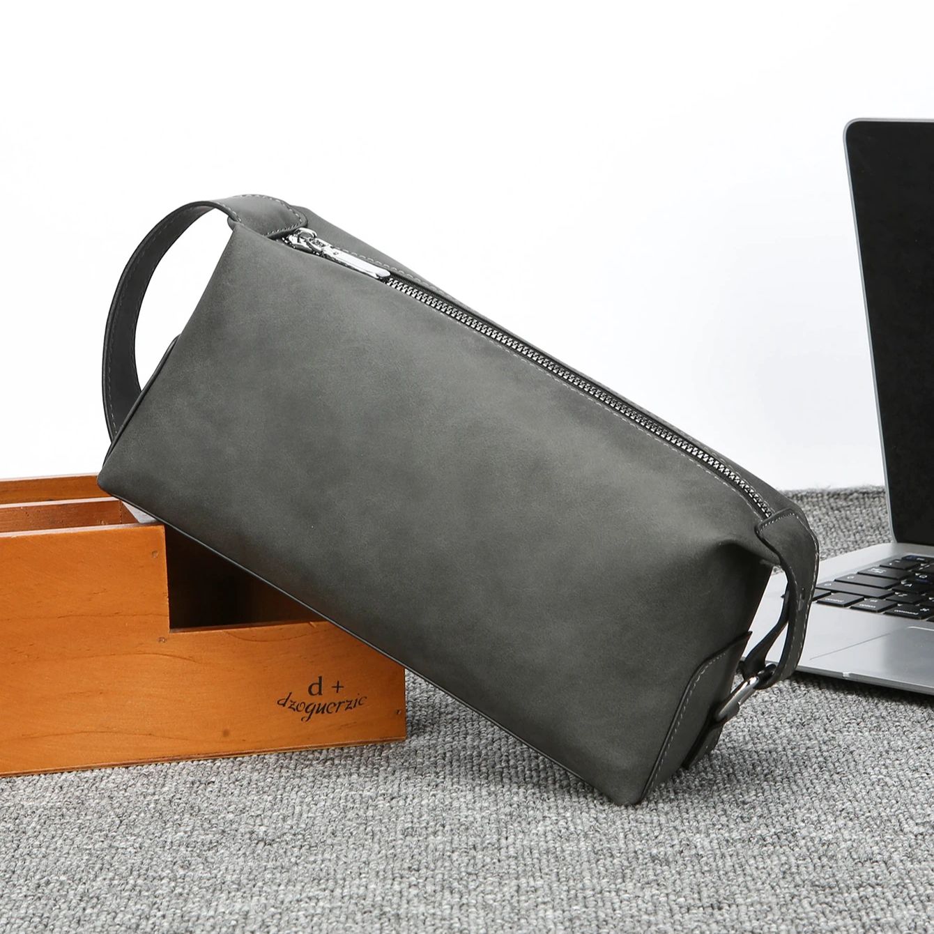 Borsa da Toilette in Pelle PU  - Travel Luggage Set recensione e prezzo